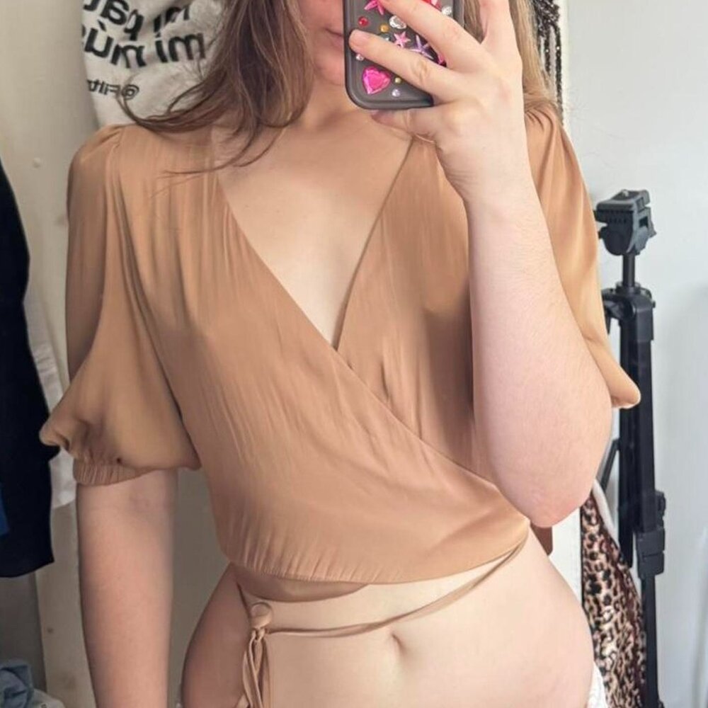 Women's Tan and Brown Blouse
